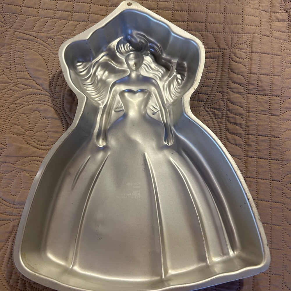 Wilton Princess Cake Pan